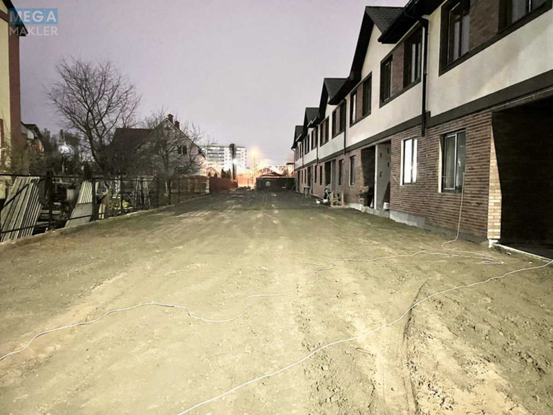 Продаж дома, 2&nbsp;поверху, 100&nbsp;кв.м, 5&nbsp;кімнат, ділянка 1,50&nbsp;сотка, <a class="location-link" href="/bucha/" title="Недвижимость Буча">Буча</a>, Яремчука, 5 (изображение 2)