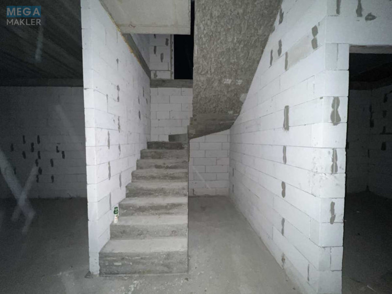 Продаж дома, 2&nbsp;поверху, 100&nbsp;кв.м, 5&nbsp;кімнат, ділянка 1,50&nbsp;сотка, <a class="location-link" href="/bucha/" title="Недвижимость Буча">Буча</a>, Яремчука, 5 (изображение 9)