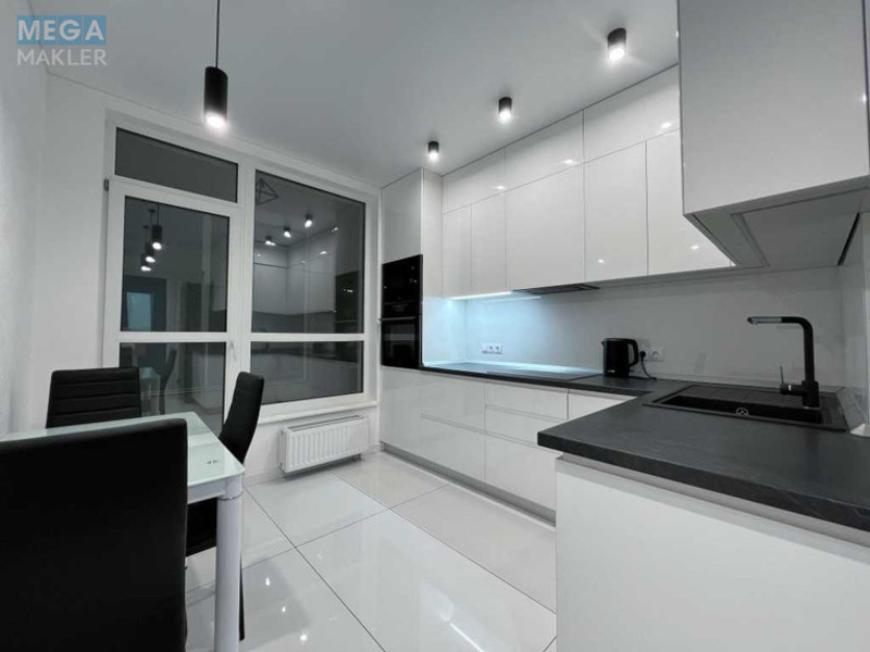 Оренда 1 кімнатної квартири, <a class="location-link" href="/kiev/" title="Недвижимость Київ">Київ</a>, <a class="location-link" href="/kiev/podolskij/" title="Недвижимость Подільський район">Подільський р-н</a>, Семьи Кристеров ул., 20а (изображение 7)