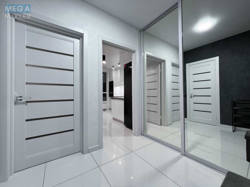 Оренда 1 кімнатної квартири, <a class="location-link" href="/kiev/" title="Недвижимость Київ">Київ</a>, <a class="location-link" href="/kiev/podolskij/" title="Недвижимость Подільський район">Подільський р-н</a>, Семьи Кристеров ул., 20а (изображение 18)