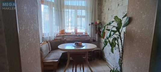 Оренда 3 кімнатної квартири, <a class="location-link" href="/odessa/" title="Недвижимость Одеса">Одеса</a>, <a class="location-link" href="/odessa/malinovskij/" title="Недвижимость Малиновський район">Малиновський р-н</a>, Скворцова, 2 (изображение 2)