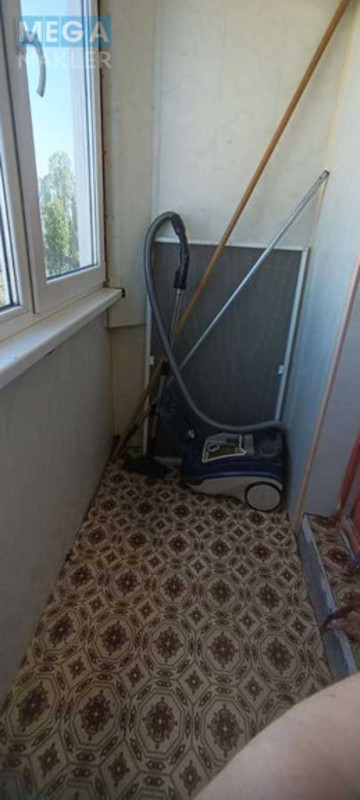 Оренда 3 кімнатної квартири, <a class="location-link" href="/odessa/" title="Недвижимость Одеса">Одеса</a>, <a class="location-link" href="/odessa/malinovskij/" title="Недвижимость Малиновський район">Малиновський р-н</a>, Скворцова, 2 (изображение 9)