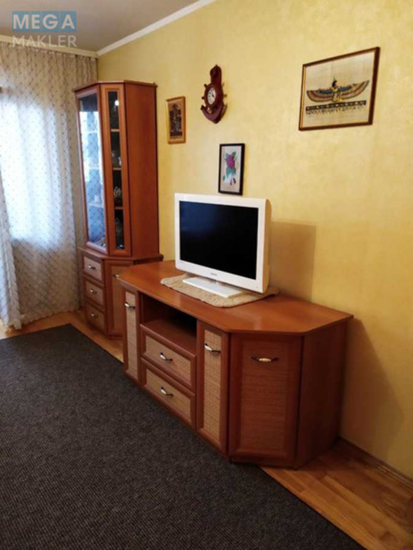 Оренда 1 кімнатної квартири, <a class="location-link" href="/kiev/" title="Недвижимость Київ">Київ</a>, <a class="location-link" href="/kiev/svyatoshinskij/" title="Недвижимость Святошинський район">Святошинський р-н</a>, Симиренка вул., 20а (изображение 3)