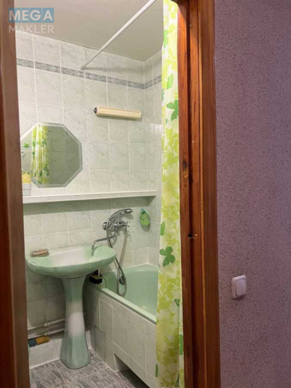 Оренда 1 кімнатної квартири, <a class="location-link" href="/kiev/" title="Недвижимость Київ">Київ</a>, <a class="location-link" href="/kiev/svyatoshinskij/" title="Недвижимость Святошинський район">Святошинський р-н</a>, Симиренка вул., 20а (изображение 25)