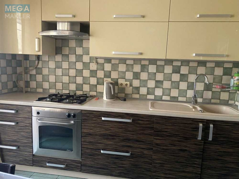 Оренда 3 кімнатної квартири, <a class="location-link" href="/kiev/" title="Недвижимость Київ">Київ</a>, <a class="location-link" href="/kiev/solomenskij/" title="Недвижимость Солом'янський район">Солом'янський р-н</a>, Кадетський Гай вул., 11 (изображение 6)