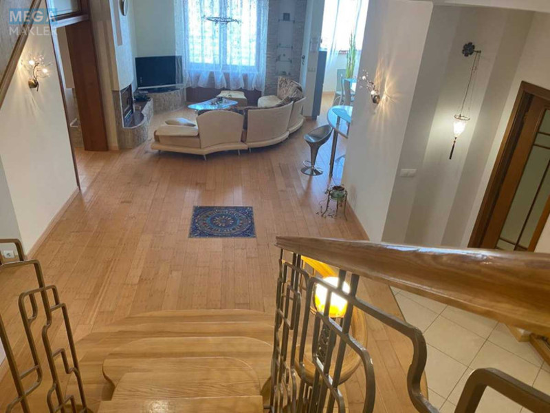 Оренда 5 кімнатної квартири, <a class="location-link" href="/kiev/" title="Недвижимость Київ">Київ</a>, <a class="location-link" href="/kiev/darnickij/" title="Недвижимость Дарницький район">Дарницький р-н</a>, Срибнокильская ул., 14а (изображение 2)