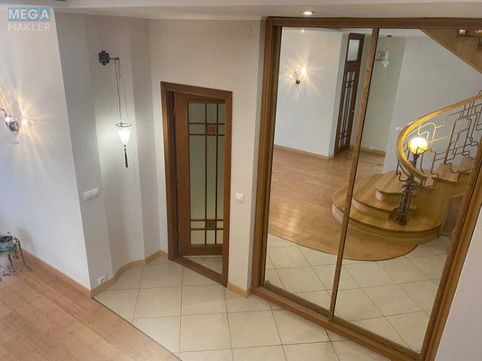 Оренда 5 кімнатної квартири, <a class="location-link" href="/kiev/" title="Недвижимость Київ">Київ</a>, <a class="location-link" href="/kiev/darnickij/" title="Недвижимость Дарницький район">Дарницький р-н</a>, Срибнокильская ул., 14а (изображение 3)