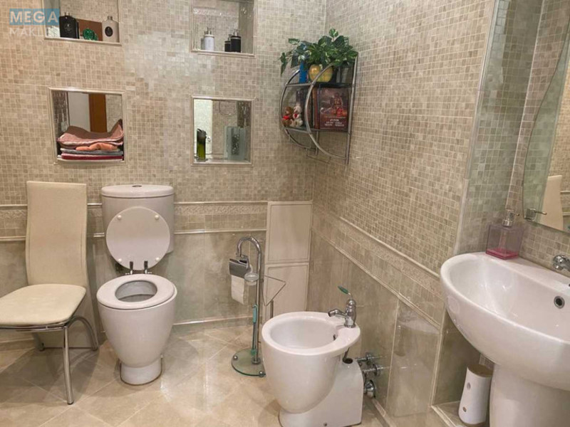 Оренда 5 кімнатної квартири, <a class="location-link" href="/kiev/" title="Недвижимость Київ">Київ</a>, <a class="location-link" href="/kiev/darnickij/" title="Недвижимость Дарницький район">Дарницький р-н</a>, Срибнокильская ул., 14а (изображение 17)