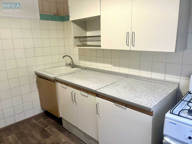 Оренда 1 кімнатної квартири, <a class="location-link" href="/kiev/" title="Недвижимость Київ">Київ</a>, <a class="location-link" href="/kiev/goloseevskij/" title="Недвижимость Голосіївський район">Голосіївський р-н</a>, Феодосійська вул., 4 (изображение 2)