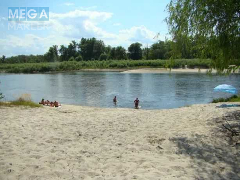 Оренда дома, <a class="location-link" href="/litki-selo-kv/" title="Недвижимость Літки">Літки</a>, Незалежности (изображение 13)