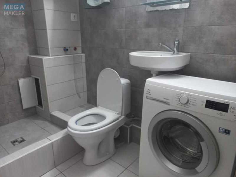 Продаж 1 кімнатної квартири (36/19/7), 7 пов. 9 пов. будинку, <a class="location-link" href="/kiev/" title="Недвижимость Київ">Київ</a>, <a class="location-link" href="/kiev/dneprovskij/" title="Недвижимость Дніпровський район">Дніпровський р-н</a>, Русанівська Набережна вул., 10 (изображение 9)