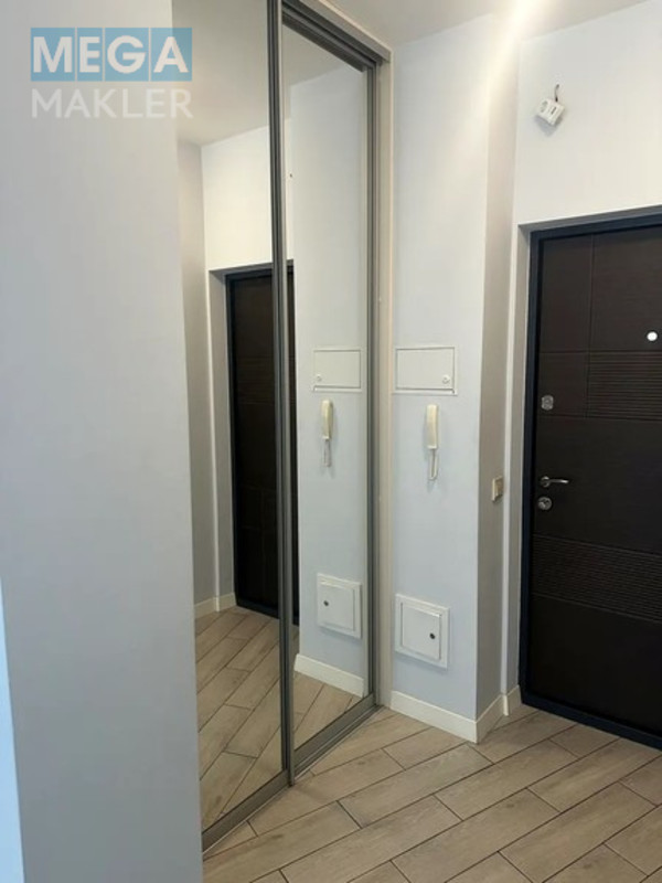 Оренда 1 кімнатної квартири, люкс, <a class="location-link" href="/kiev/" title="Недвижимость Київ">Київ</a>, <a class="location-link" href="/kiev/dneprovskij/" title="Недвижимость Дніпровський район">Дніпровський р-н</a>, вул. Юрія Липи 6, ЖК Комфорт Таун ( <img src="https://megamakler.com.ua/metro/ff0000.gif" alt="" class="metro" /> м. Левобережная, 15-20 хв. ) (изображение 6)