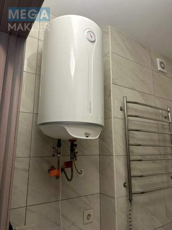 Оренда 1 кімнатної квартири, люкс, <a class="location-link" href="/kiev/" title="Недвижимость Київ">Київ</a>, <a class="location-link" href="/kiev/dneprovskij/" title="Недвижимость Дніпровський район">Дніпровський р-н</a>, вул. Юрія Липи 6, ЖК Комфорт Таун ( <img src="https://megamakler.com.ua/metro/ff0000.gif" alt="" class="metro" /> м. Левобережная, 15-20 хв. ) (изображение 8)