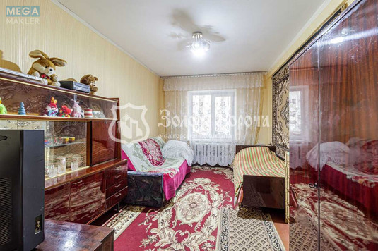 Продаж 2 кімнатної квартири (66,1/33,1/7,4), 1 пов. 4 пов. будинку, <a class="location-link" href="/sofievskaya-borshagovka/" title="Недвижимость Софіївська Борщагівка">Софіївська Борщагівка</a>, Соборна, 57а (изображение 4)