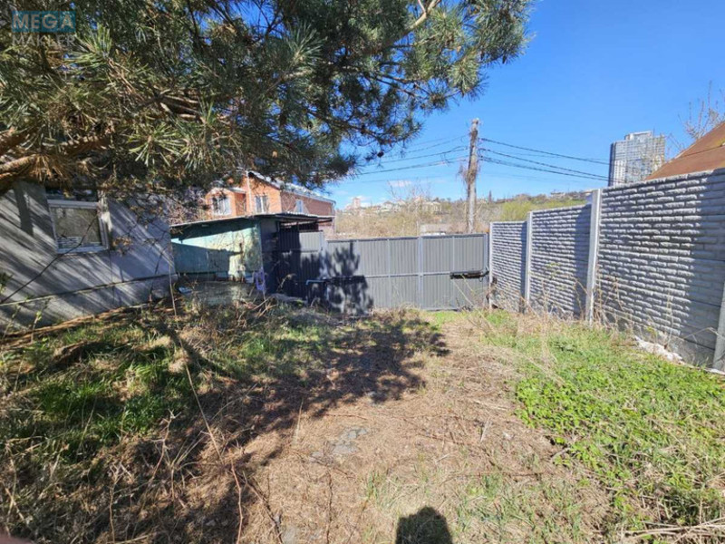 Продаж дома, 1&nbsp; поверх, 60&nbsp;кв.м, 3&nbsp;кімнати, ділянка 8&nbsp;соток, <a class="location-link" href="/kiev/" title="Недвижимость Київ">Київ</a>, <a class="location-link" href="/kiev/goloseevskij/" title="Недвижимость Голосіївський район">Голосіївський р-н</a>, Пролетарська вул., 13 (изображение 3)