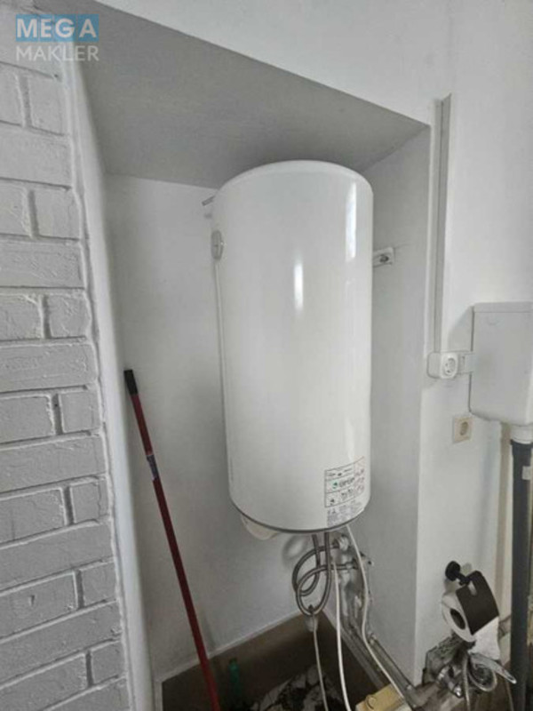 Продаж дома, 1&nbsp; поверх, 60&nbsp;кв.м, 3&nbsp;кімнати, ділянка 8&nbsp;соток, <a class="location-link" href="/kiev/" title="Недвижимость Київ">Київ</a>, <a class="location-link" href="/kiev/goloseevskij/" title="Недвижимость Голосіївський район">Голосіївський р-н</a>, Пролетарська вул., 13 (изображение 12)