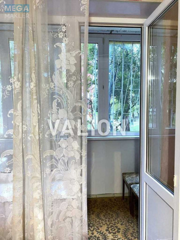 Продаж 3 кімнатної квартири (68/41/7), 1 пов. 9 пов. будинку, <a class="location-link" href="/kiev/" title="Недвижимость Київ">Київ</a>, <a class="location-link" href="/kiev/svyatoshinskij/" title="Недвижимость Святошинський район">Святошинський р-н</a>, Академика Королева просп., 14 (изображение 16)