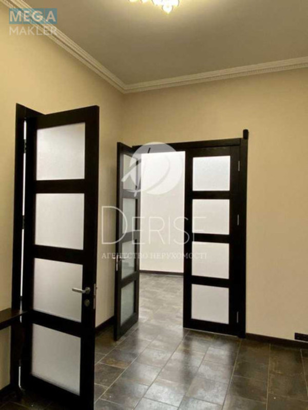 Продаж 2 кімнатної квартири (58/35/11), 1 пов. 3 пов. будинку, <a class="location-link" href="/kiev/" title="Недвижимость Київ">Київ</a>, <a class="location-link" href="/kiev/podolskij/" title="Недвижимость Подільський район">Подільський р-н</a>, Кирилівська вул., 31Б (изображение 4)