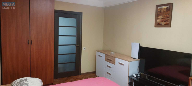 Продаж 2 кімнатної квартири (47/30/6), 5 пов. 5 пов. будинку, <a class="location-link" href="/kiev/" title="Недвижимость Київ">Київ</a>, <a class="location-link" href="/kiev/solomenskij/" title="Недвижимость Солом'янський район">Солом'янський р-н</a>, Героев Севастополя ул., 10б (изображение 2)