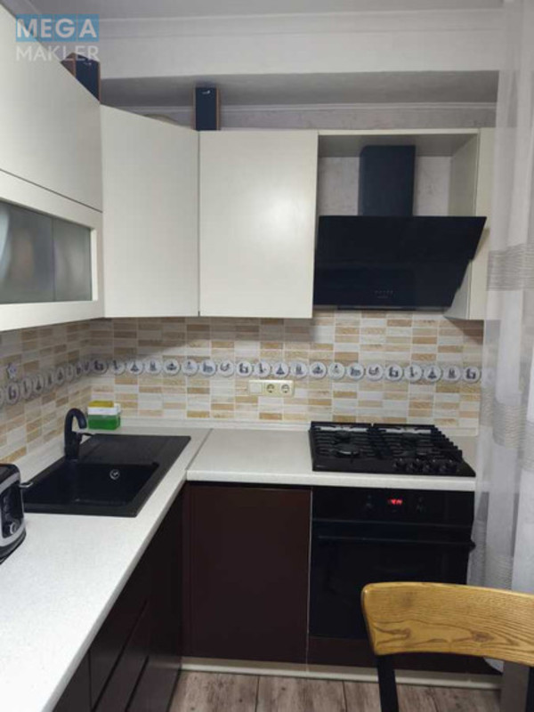 Продаж 2 кімнатної квартири (47/30/6), 5 пов. 5 пов. будинку, <a class="location-link" href="/kiev/" title="Недвижимость Київ">Київ</a>, <a class="location-link" href="/kiev/solomenskij/" title="Недвижимость Солом'янський район">Солом'янський р-н</a>, Героев Севастополя ул., 10б (изображение 15)