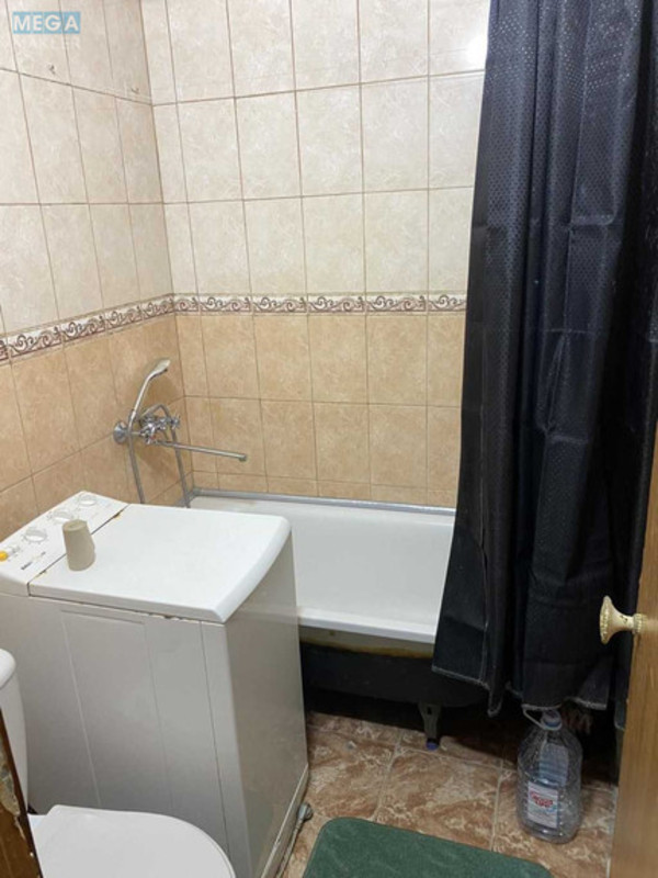 Оренда 1 кімнатної квартири, <a class="location-link" href="/kiev/" title="Недвижимость Київ">Київ</a>, <a class="location-link" href="/kiev/svyatoshinskij/" title="Недвижимость Святошинський район">Святошинський р-н</a>, Академика Королева ул. (изображение 2)