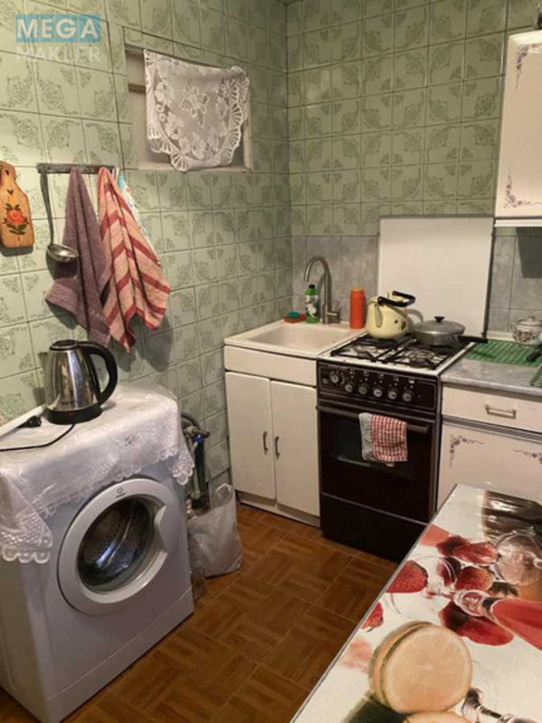 Продаж 2 кімнатної квартири (46/30/8), 5 пов. 5 пов. будинку, <a class="location-link" href="/kiev/" title="Недвижимость Київ">Київ</a>, <a class="location-link" href="/kiev/dneprovskij/" title="Недвижимость Дніпровський район">Дніпровський р-н</a>, Миропольская ул., 15 (изображение 11)