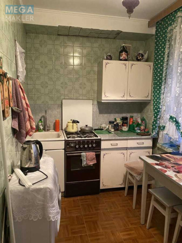 Продаж 2 кімнатної квартири (46/30/8), 5 пов. 5 пов. будинку, <a class="location-link" href="/kiev/" title="Недвижимость Київ">Київ</a>, <a class="location-link" href="/kiev/dneprovskij/" title="Недвижимость Дніпровський район">Дніпровський р-н</a>, Миропольская ул., 15 (изображение 16)