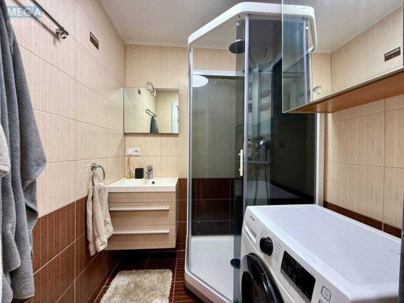 Оренда 2 кімнатної квартири, <a class="location-link" href="/kiev/" title="Недвижимость Київ">Київ</a>, <a class="location-link" href="/kiev/darnickij/" title="Недвижимость Дарницький район">Дарницький р-н</a>, Срибнокильская ул., 8 (изображение 13)