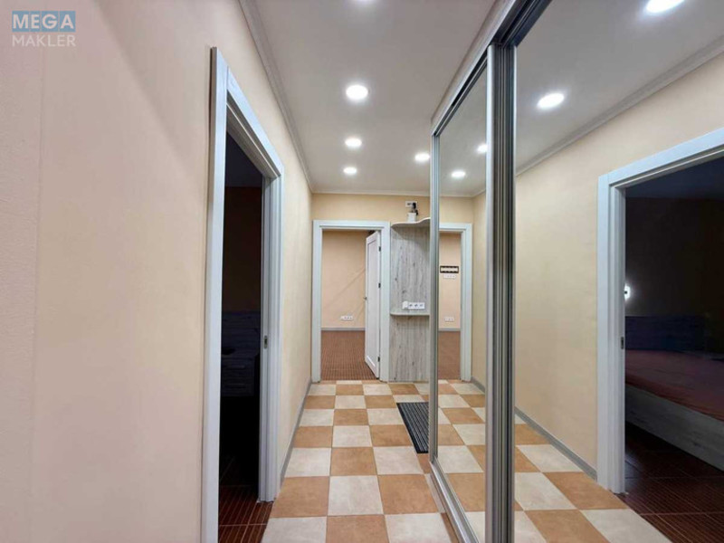 Оренда 2 кімнатної квартири, <a class="location-link" href="/kiev/" title="Недвижимость Київ">Київ</a>, <a class="location-link" href="/kiev/darnickij/" title="Недвижимость Дарницький район">Дарницький р-н</a>, Срибнокильская ул., 8 (изображение 19)