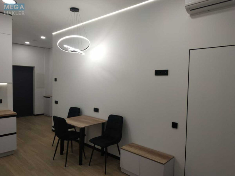 Оренда 3 кімнатної квартири, <a class="location-link" href="/kiev/" title="Недвижимость Київ">Київ</a>, <a class="location-link" href="/kiev/shevchenkovskij/" title="Недвижимость Шевченківський район">Шевченківський р-н</a>, Берестейський просп., 11 (изображение 2)