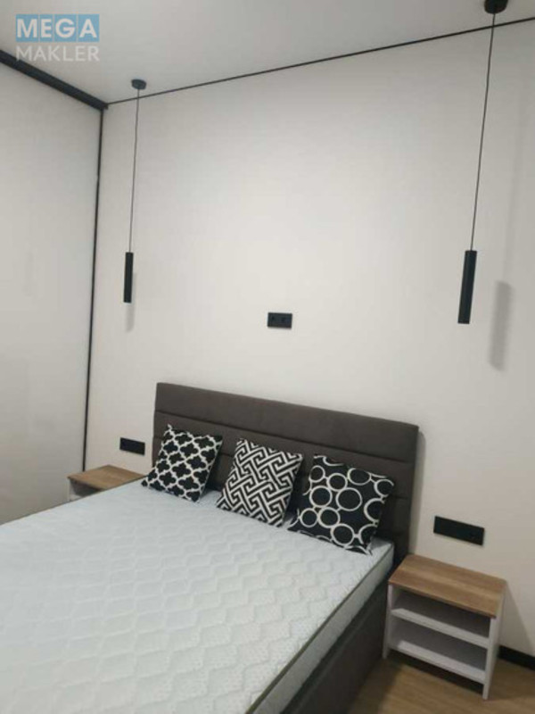 Оренда 3 кімнатної квартири, <a class="location-link" href="/kiev/" title="Недвижимость Київ">Київ</a>, <a class="location-link" href="/kiev/shevchenkovskij/" title="Недвижимость Шевченківський район">Шевченківський р-н</a>, Берестейський просп., 11 (изображение 4)