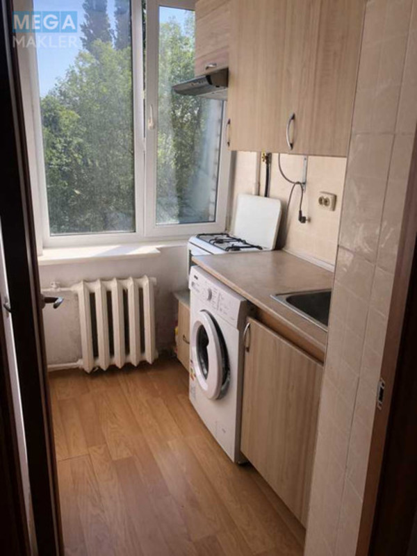 Оренда 1 кімнатної квартири, <a class="location-link" href="/kiev/" title="Недвижимость Київ">Київ</a>, <a class="location-link" href="/kiev/dneprovskij/" title="Недвижимость Дніпровський район">Дніпровський р-н</a>, Новаторів вул., 2А (изображение 4)