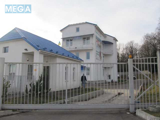 Продаж комплексу будівель та споруд, 3&nbsp;074,60&nbsp;кв.м, под производство, <a class="location-link" href="/truskavets/" title="Недвижимость Трускавець">Трускавець</a>, Стебницька, 73 (изображение 2)