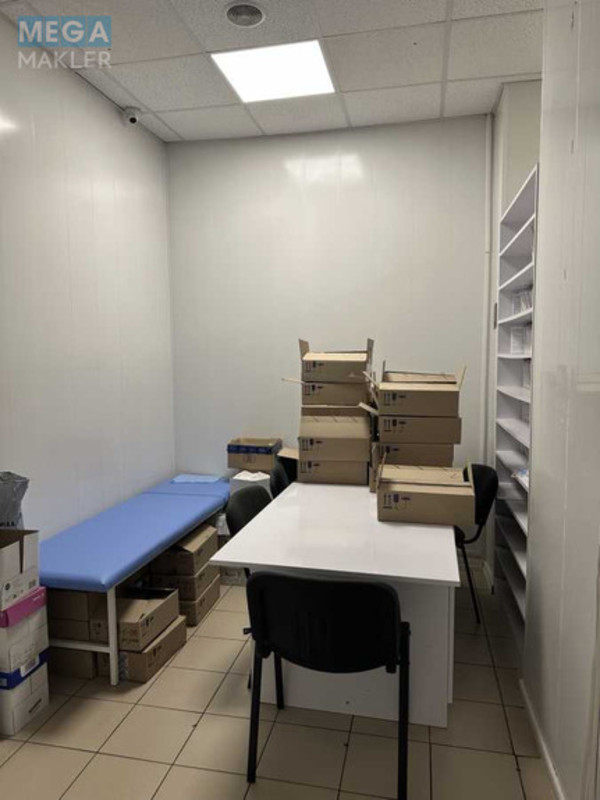 Оренда окремої будівлі/побудови, 65&nbsp;кв.м, <a class="location-link" href="/kiev/" title="Недвижимость Київ">Київ</a>, <a class="location-link" href="/kiev/solomenskij/" title="Недвижимость Солом'янський район">Солом'янський р-н</a>, Вацлава Гавела бульв., 4 (изображение 5)