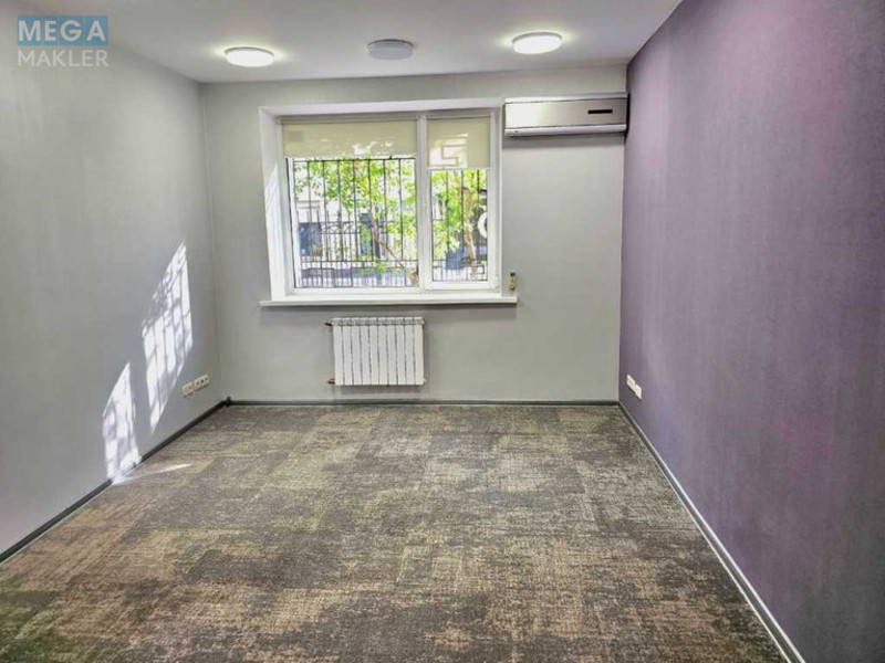 Оренда комерційної нерухомості, 80&nbsp;кв.м, под офис, <a class="location-link" href="/kiev/" title="Недвижимость Київ">Київ</a>, <a class="location-link" href="/kiev/pecherskij/" title="Недвижимость Печерський район">Печерський р-н</a>, Шелковичная ул., 7а (изображение 9)