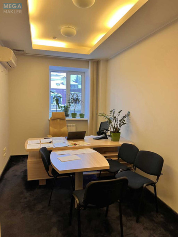Продаж комерційної нерухомості, 3&nbsp;925,90&nbsp;кв.м, под офис, <a class="location-link" href="/kiev/" title="Недвижимость Київ">Київ</a>, <a class="location-link" href="/kiev/solomenskij/" title="Недвижимость Солом'янський район">Солом'янський р-н</a>, Очаківська вул., 5/6 (изображение 8)