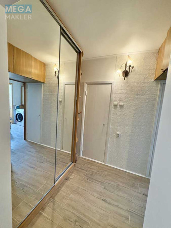 Продаж 2 кімнатної квартири (59/32/12), 9 пов. 16 пов. будинку, <a class="location-link" href="/kiev/" title="Недвижимость Київ">Київ</a>, <a class="location-link" href="/kiev/desnyanskij/" title="Недвижимость Деснянський район">Деснянський р-н</a>, Миколи Закревського вул., 5 (изображение 10)