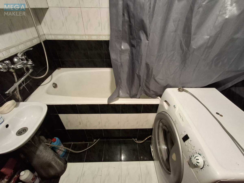 Оренда 2 кімнатної квартири, <a class="location-link" href="/kiev/" title="Недвижимость Київ">Київ</a>, <a class="location-link" href="/kiev/darnickij/" title="Недвижимость Дарницький район">Дарницький р-н</a>, Миколи Бажана просп., 9б (изображение 3)