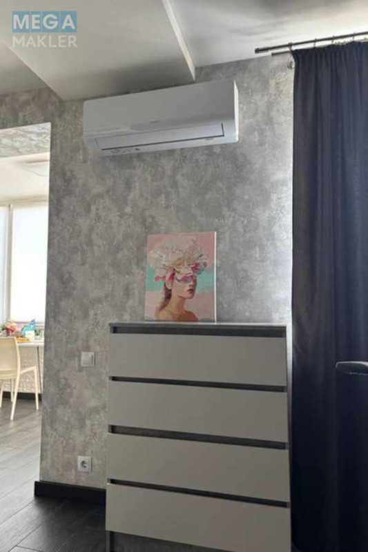 Продаж 1 кімнатної квартири (41/33/8), 10 пов. 11 пов. будинку, <a class="location-link" href="/rovno/" title="Недвижимость Рівне">Рівне</a>, Соборна, 285 (изображение 8)