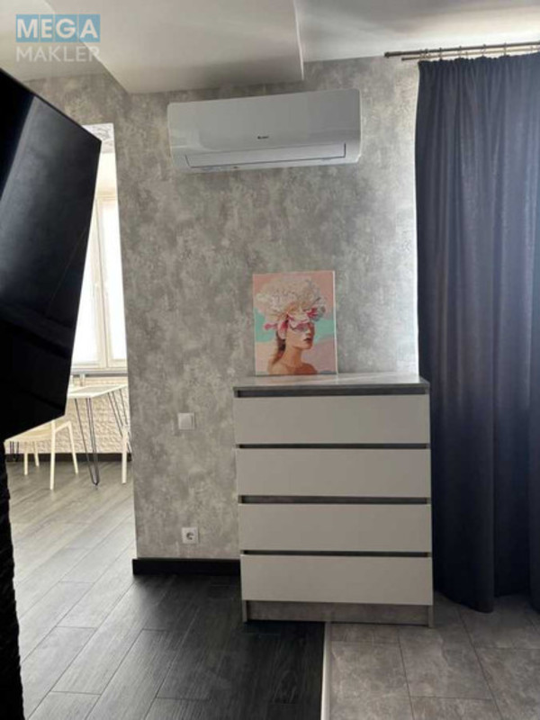 Продаж 1 кімнатної квартири (41/33/8), 10 пов. 11 пов. будинку, <a class="location-link" href="/rovno/" title="Недвижимость Рівне">Рівне</a>, Соборна, 285 (изображение 9)