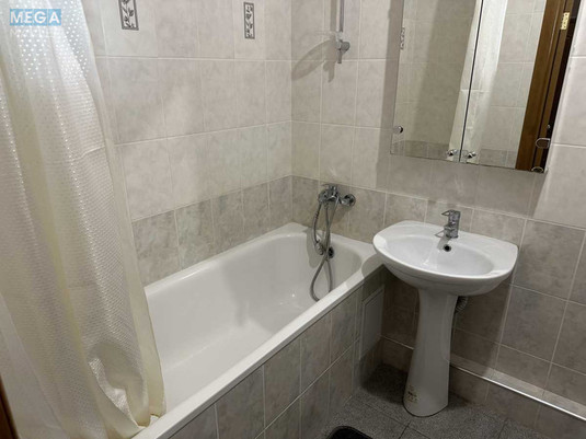 Оренда 1 кімнатної квартири, <a class="location-link" href="/kiev/" title="Недвижимость Київ">Київ</a>, <a class="location-link" href="/kiev/svyatoshinskij/" title="Недвижимость Святошинський район">Святошинський р-н</a>, Берестейский просп., 71а (изображение 12)