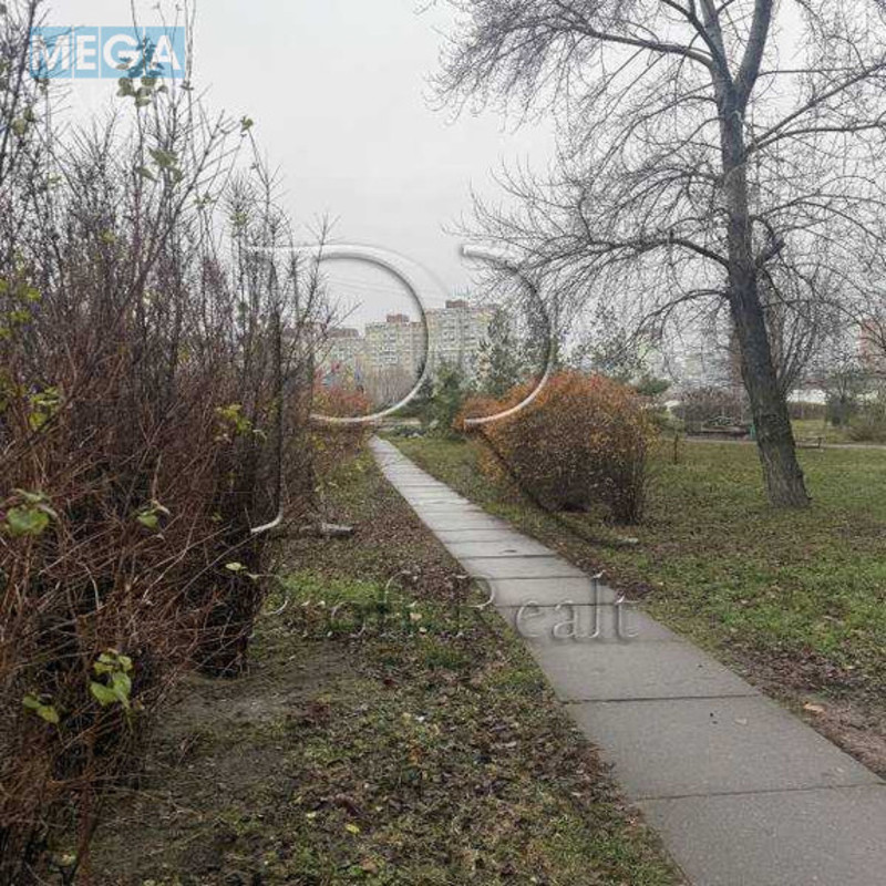 Продаж 3 кімнатної квартири (70/40/8), 2 пов. 14 пов. будинку, <a class="location-link" href="/kiev/" title="Недвижимость Київ">Київ</a>, <a class="location-link" href="/kiev/dneprovskij/" title="Недвижимость Дніпровський район">Дніпровський р-н</a>, Перова бульвар, 56 (изображение 19)