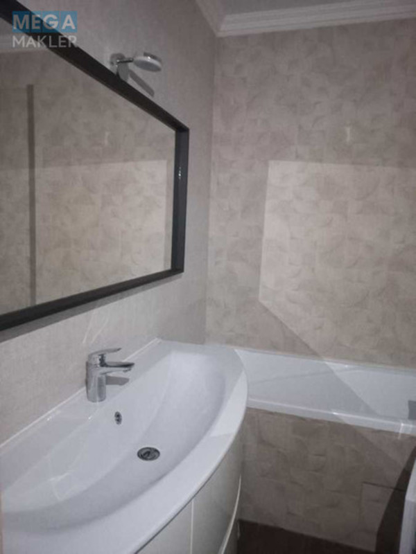 Оренда 2 кімнатної квартири, <a class="location-link" href="/kiev/" title="Недвижимость Київ">Київ</a>, <a class="location-link" href="/kiev/goloseevskij/" title="Недвижимость Голосіївський район">Голосіївський р-н</a>, Казимира Малевича ул., 89 (изображение 12)