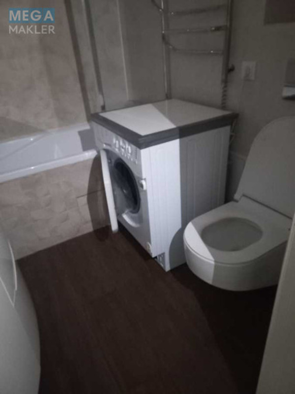 Оренда 2 кімнатної квартири, <a class="location-link" href="/kiev/" title="Недвижимость Київ">Київ</a>, <a class="location-link" href="/kiev/goloseevskij/" title="Недвижимость Голосіївський район">Голосіївський р-н</a>, Казимира Малевича ул., 89 (изображение 16)