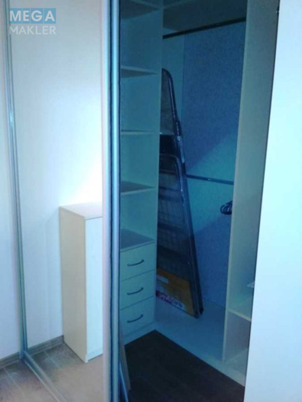 Продаж 1 кімнатної квартири (45/19/13,3), 1 пов. 35 пов. будинку, <a class="location-link" href="/kiev/" title="Недвижимость Київ">Київ</a>, <a class="location-link" href="/kiev/dneprovskij/" title="Недвижимость Дніпровський район">Дніпровський р-н</a>, Харківське шосе, 19б (изображение 9)