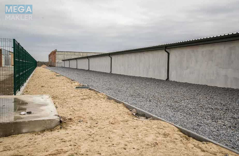 Продаж комерційної нерухомості, 1&nbsp;000&nbsp;кв.м, под склад, <a class="location-link" href="/gorbakov/" title="Недвижимость Горбаків">Горбаків</a>, Овочева (изображение 2)