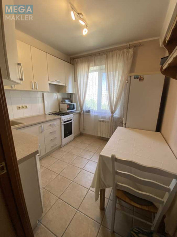 Оренда 2 кімнатної квартири, <a class="location-link" href="/kiev/" title="Недвижимость Київ">Київ</a>, <a class="location-link" href="/kiev/obolonskij/" title="Недвижимость Оболонський район">Оболонський р-н</a>, Вишгородська вул., 34/1 (изображение 7)