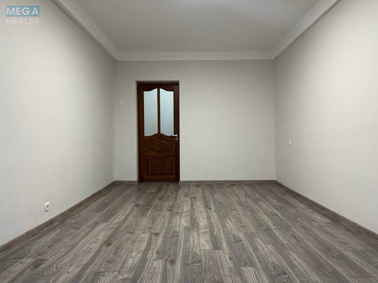 Оренда 2 кімнатної квартири, <a class="location-link" href="/kiev/" title="Недвижимость Київ">Київ</a>, <a class="location-link" href="/kiev/solomenskij/" title="Недвижимость Солом'янський район">Солом'янський р-н</a>, Митрополита Василя Липківського вул., 15 (изображение 2)