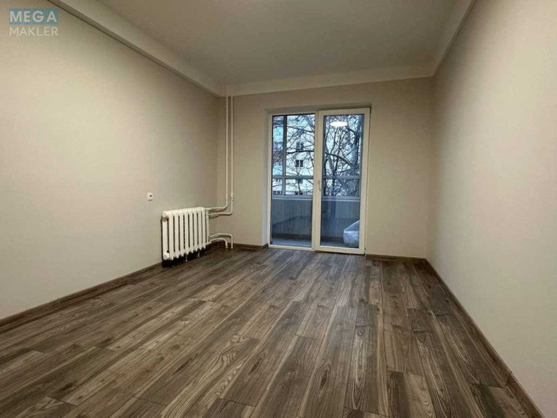 Оренда 2 кімнатної квартири, <a class="location-link" href="/kiev/" title="Недвижимость Київ">Київ</a>, <a class="location-link" href="/kiev/solomenskij/" title="Недвижимость Солом'янський район">Солом'янський р-н</a>, Митрополита Василя Липківського вул., 15 (изображение 3)