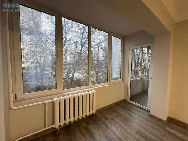 Оренда 2 кімнатної квартири, <a class="location-link" href="/kiev/" title="Недвижимость Київ">Київ</a>, <a class="location-link" href="/kiev/solomenskij/" title="Недвижимость Солом'янський район">Солом'янський р-н</a>, Митрополита Василя Липківського вул., 15 (изображение 5)